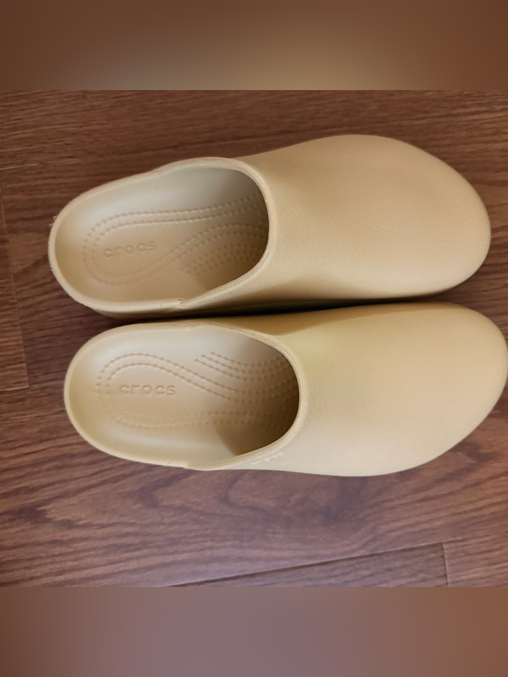 CROCS Slip-On Clog in Light Cream